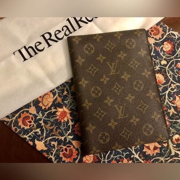 Louis Vuitton Handbags - Louis Vuitton Agenda